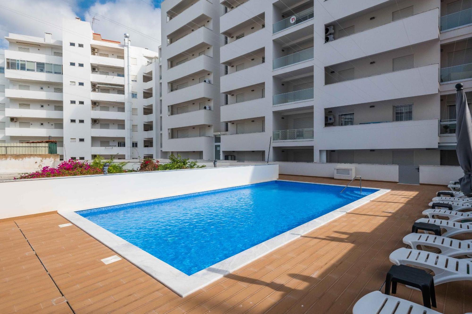 Caravelas 2-Bedroom Apartment With Pool - 50M From The Beach Armação de Pêra Exteriör bild